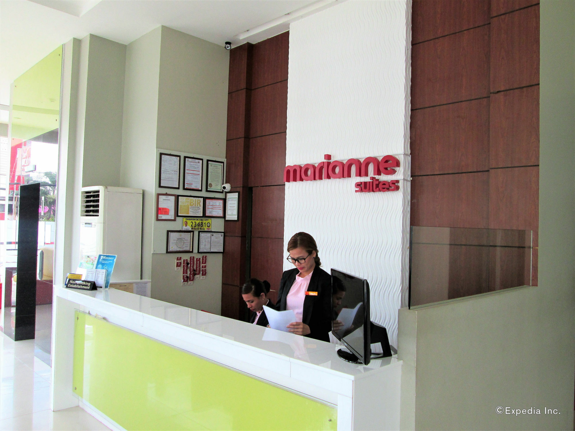 Marianne Suites Cagayan de Oro Dış mekan fotoğraf
